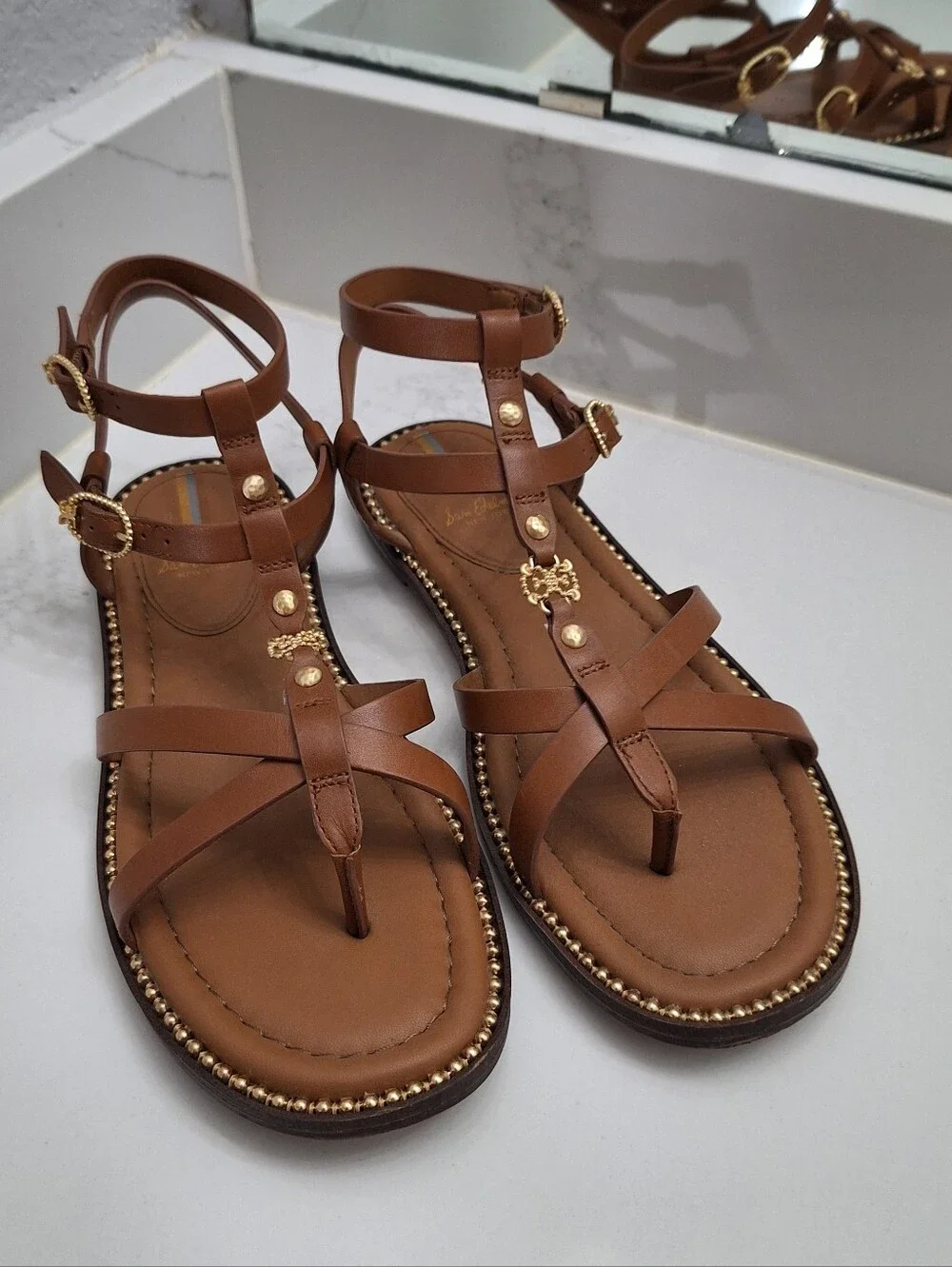 Sam Edelman Talya Gladiator Sandals Rich Cognac Gold Medallion Size 8M - Picture 2 of 9